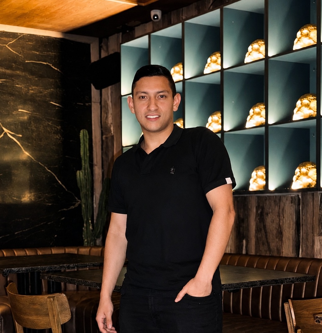 Andres Callejas — Director de Marketing Digital